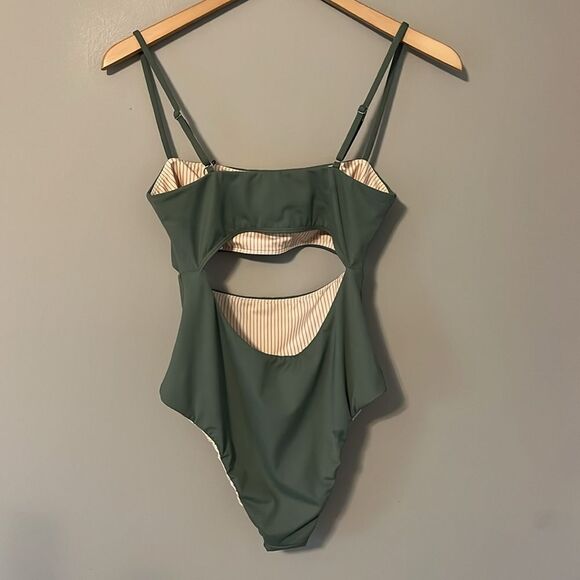 New! LOCAL THREAD Matador One Piece Swimsuit in Aloe Size Small NWT no padding - Picture 5 of 11